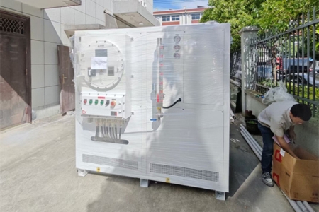 密閉高低溫一體機(jī)如何避免溫度波動？做好這些措施！